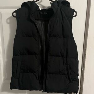 SHEIN Black Hooded Puffer Vest
